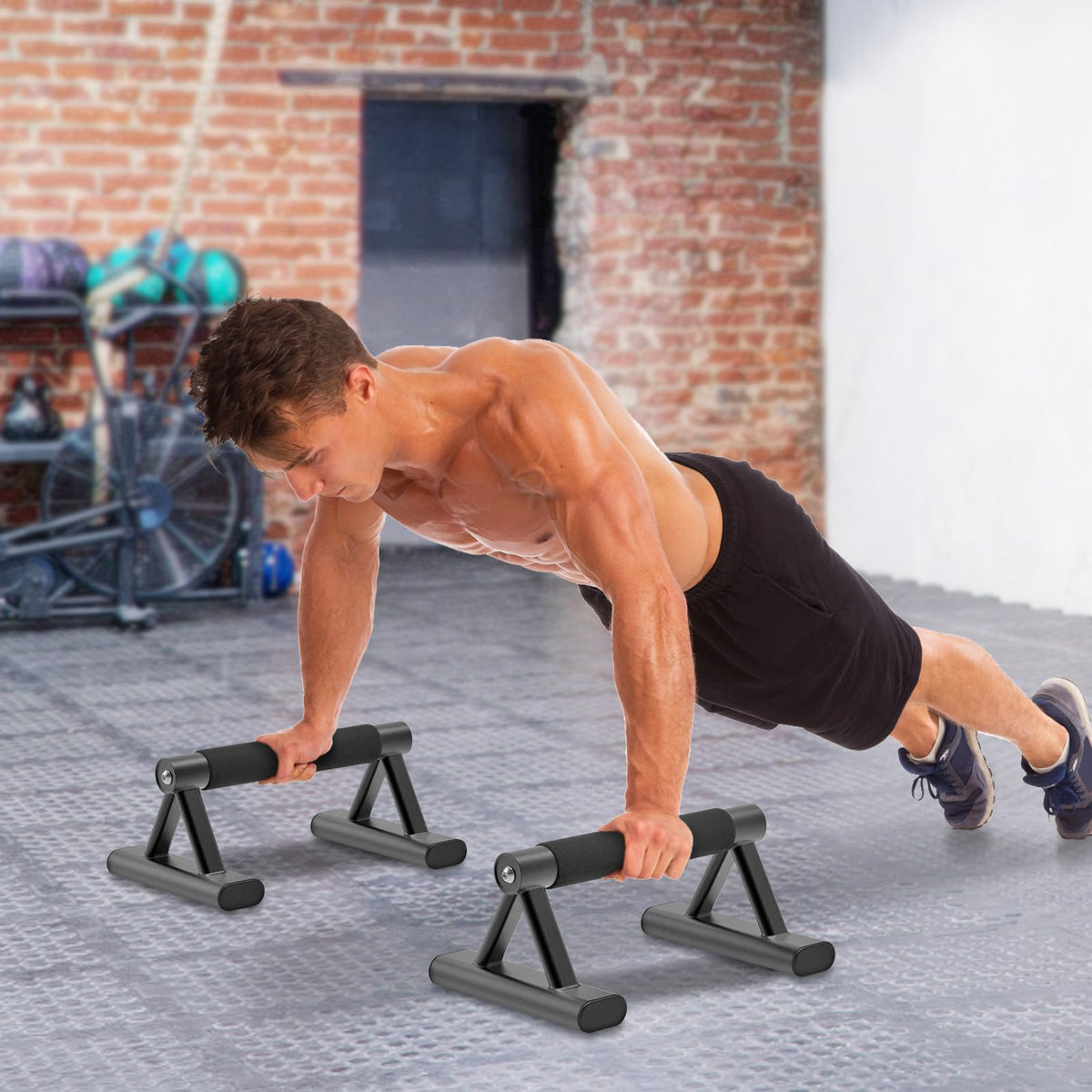 SELEWAERE Metal Parallettes Floor Workout Push Up Handles Non-Slip Pushup Bars Handstand Bars for Calisthenic Fitness Sturdy Steel Tubing with NBR Foam Covered Grip, Load up to 600 lbs
