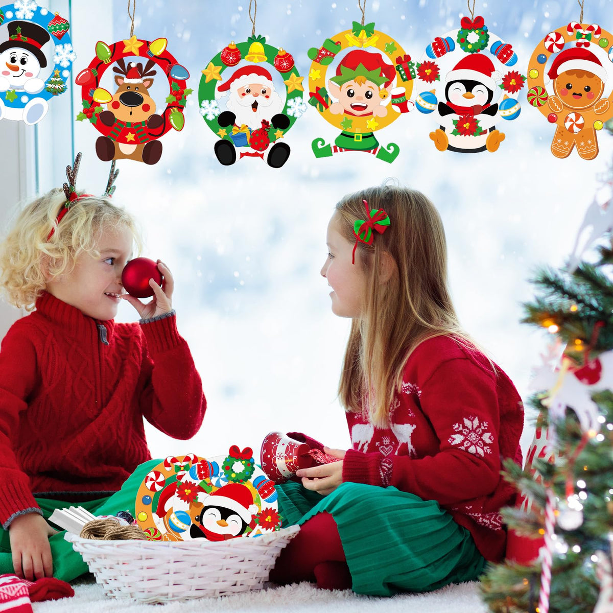 Cinrobiye 24 Set Christmas Wreath Craft Kits DIY Winter Hanging Wreath Ornament Decorations Kit Xmas Snowmen Snowflake Santa Claus Crafts for Holiday Christmas Home Classroom Party Activities Project