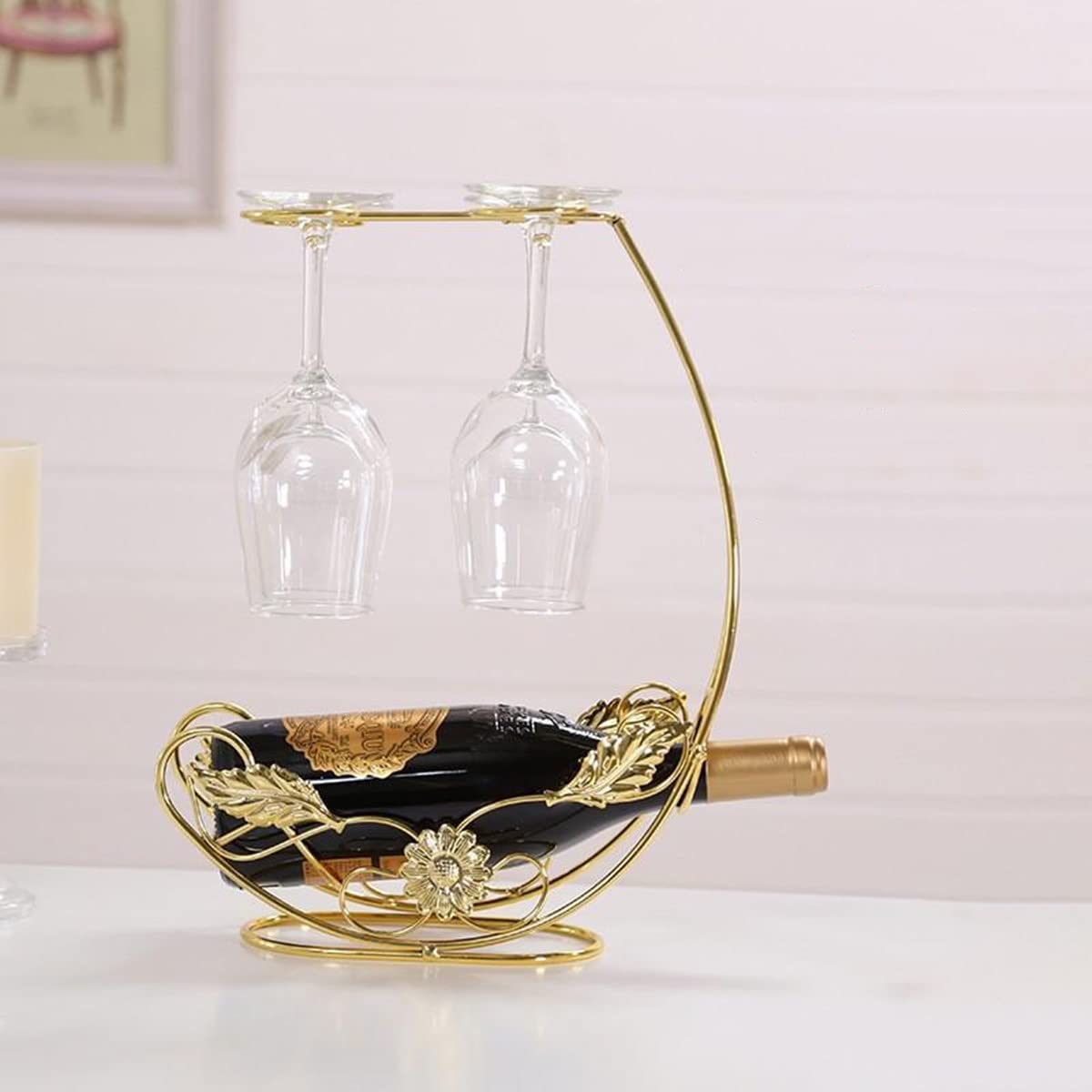 Hongiuia Metal Wine Rack, Tabletop Wine Glass Holder, 1 Bottle+4 Cups Gold