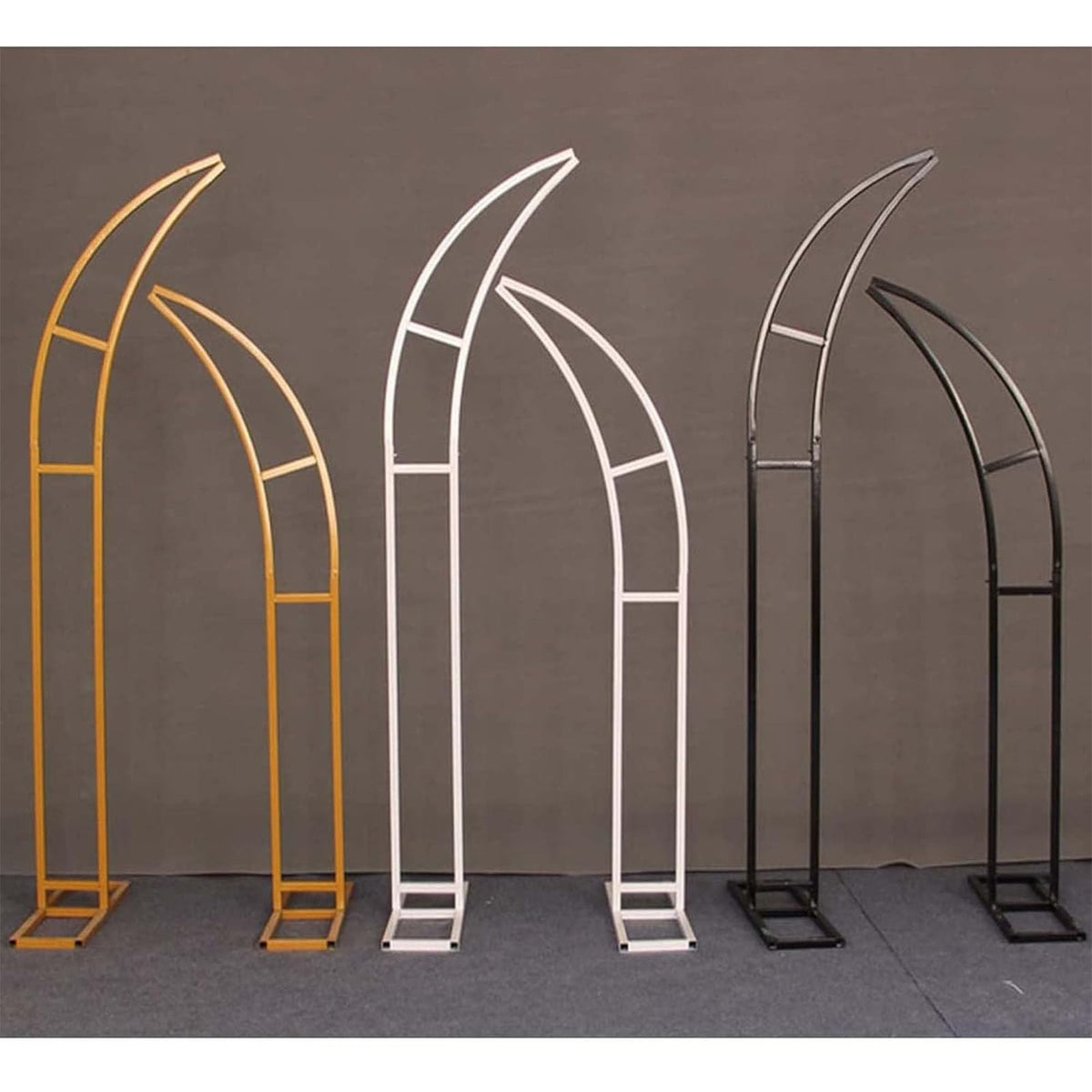 Black Iron Crescent Moon Wedding Arch Stand Set for Weddings and Events Easy Assembly 2 Pieces (Gold)