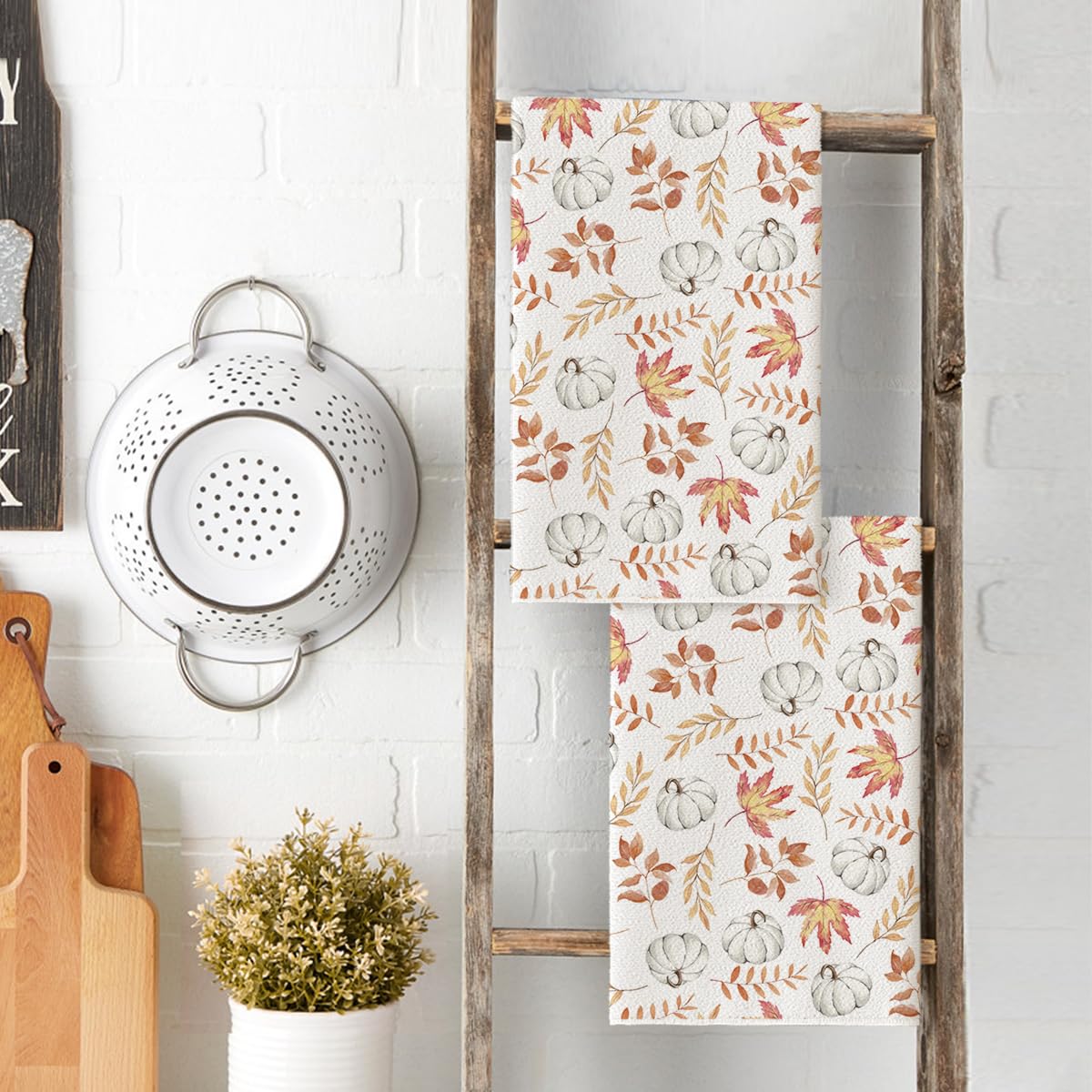 Artoid Mode Orange Leaves Pumpkin Fall Kitchen Towels Dish Towels, 18x26 Inch Farmhouse Decoration Hand Towels Set of 2