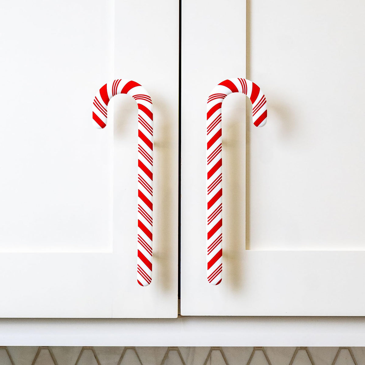 Knobēz Handlez 8pk Small Candy Cane Decorative Drawer Handle Covers
