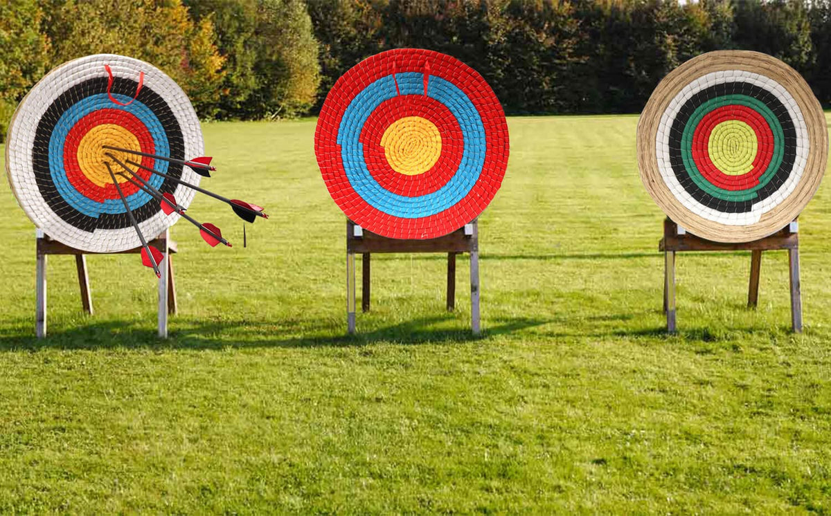 AUVIM Archery Targets Straw Solid Hand-Made Archery Target for Recurve Bow Compound Bow or Longbow 20 Inches Traditional Bow Arrow Target for Kids Youth Adult Archery Hunting Backyard Practice