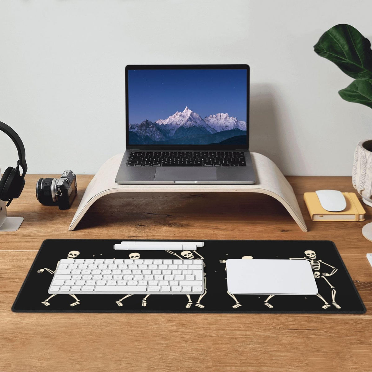 Dancing Skeleton Large Gaming Mouse Pad, Black Halloween Themed Extended Desk Mat with Non-Slip Base for Office & Home Decor 31.5 X 11.8 Inch
