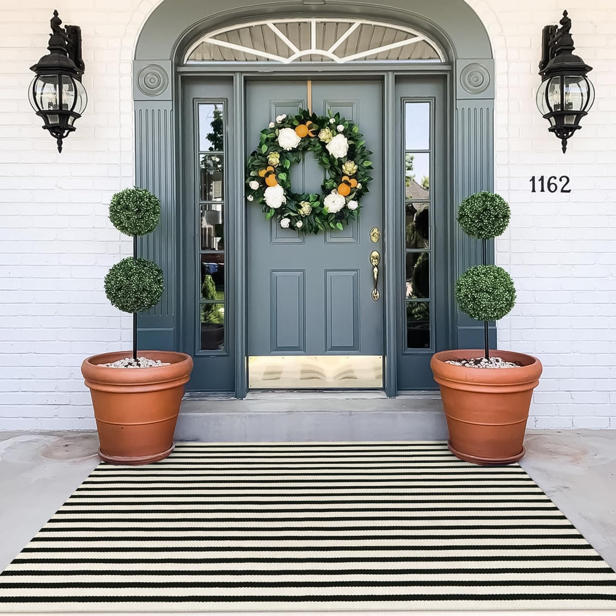 OJIA Washable Area Rugs 4'x6', Black and Cream Outdoor Rug Cotton Woven Entryway Rugs Indoor Striped Patio Rugs Carpet Large Area Rugs for Bedroom/Porch/Deck/Backyard/Home Outside Entrance Decor